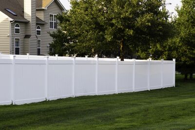 white vinyl fence outdoor backyard home private green