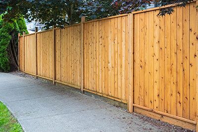 13 Tips On How To Maintain A Wood Fence