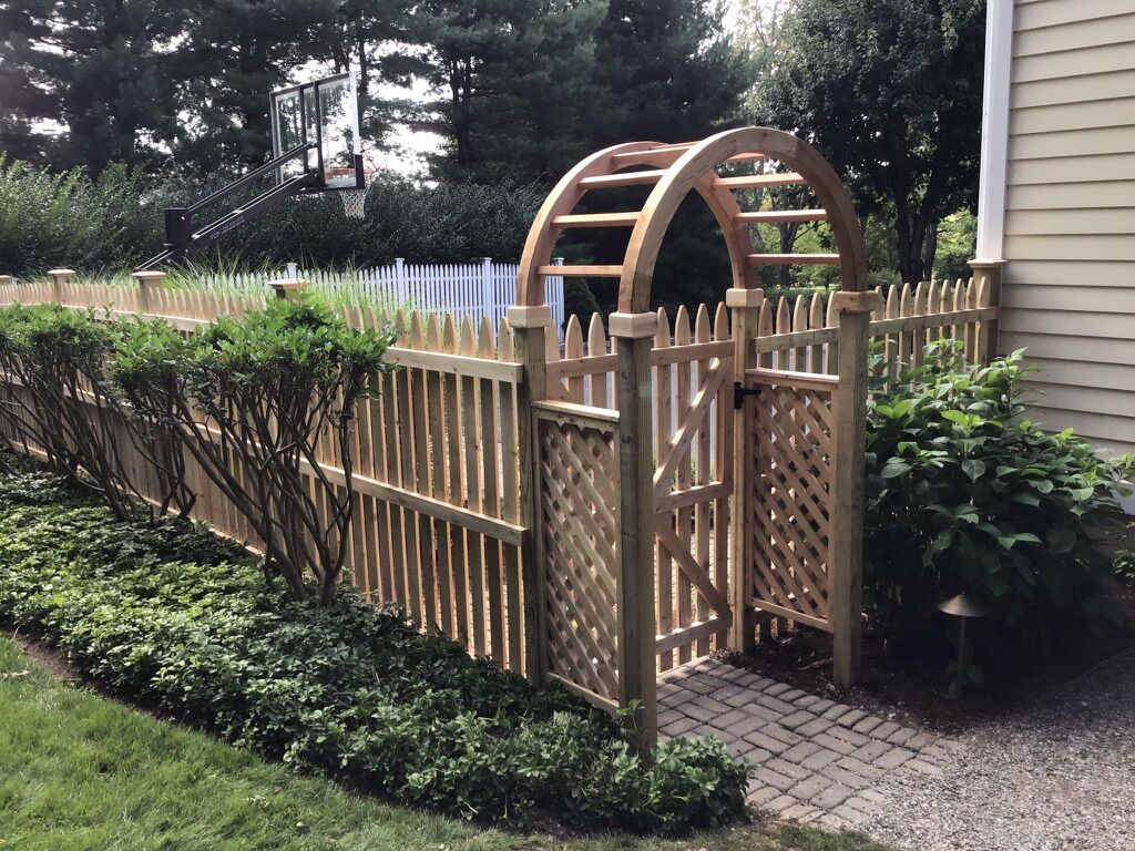 WOODE ARCH AND FENCE